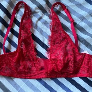 Victoria’s Secret unlined red lace bra
